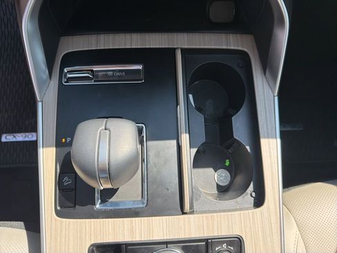 Used 2025 MAZDA CX-90 3.3 Turbo w/ Preferred Package image 29