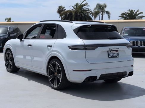Used 2021 Porsche Cayenne GTS image 8