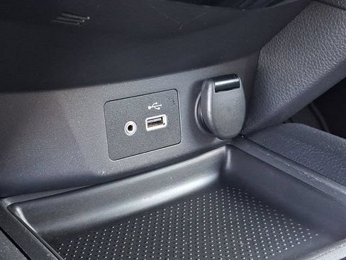 Used 2018 Nissan Rogue SV w/ Premium Package AWD/4WD image 23
