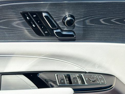 Certified 2026 Cadillac Lyriq Luxury RWD image 18