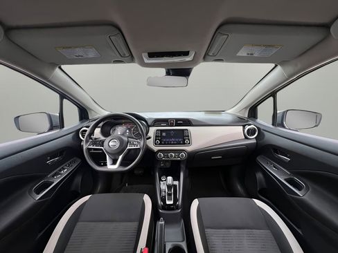 Used 2021 Nissan Versa SV image 19