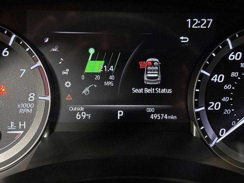 Used 2022 Toyota Highlander XLE AWD/4WD image 20
