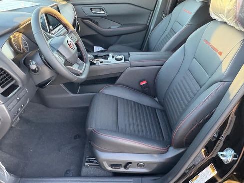 New 2026 Nissan Rogue SV image 18