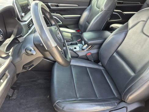 Used 2021 Kia Telluride LX FWD image 16