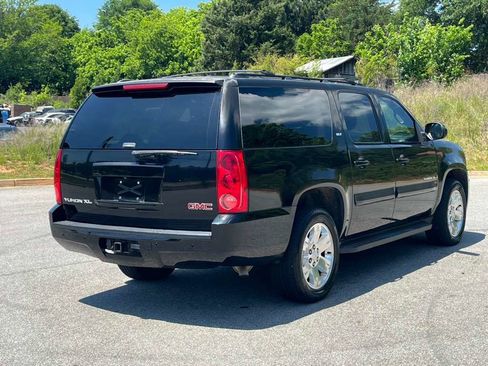 Used 2007 GMC Yukon XL SLT w/ SLT Preferred Equipment Group RWD image 22
