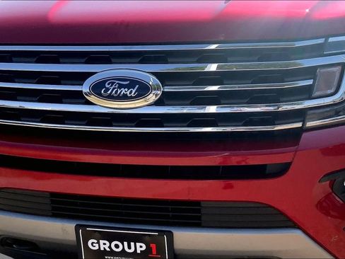 Certified 2021 Ford Expedition XLT w/ FX4 Off-Road Package AWD/4WD image 30