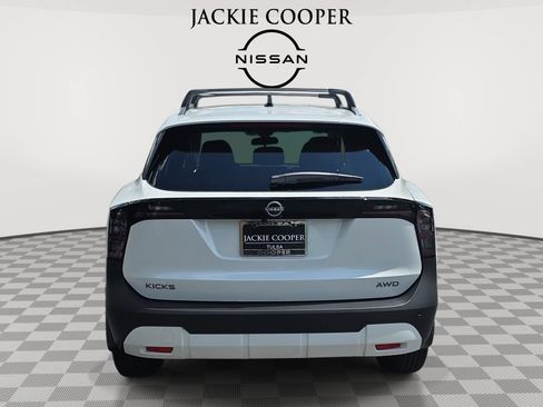 New 2026 Nissan Kicks SV w/ Cold Weather Package AWD/4WD image 6