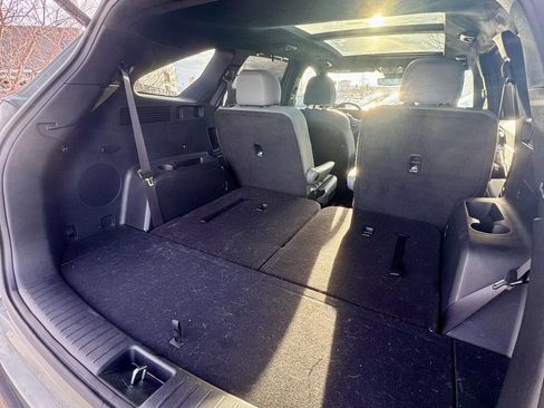 Certified 2024 Kia Sorento SX Prestige w/ Sage Leather Package image 9