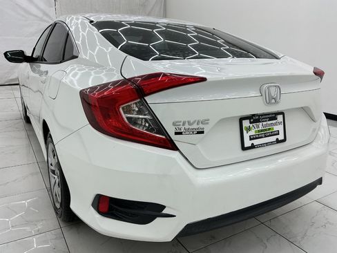 Used 2018 Honda Civic LX image 9