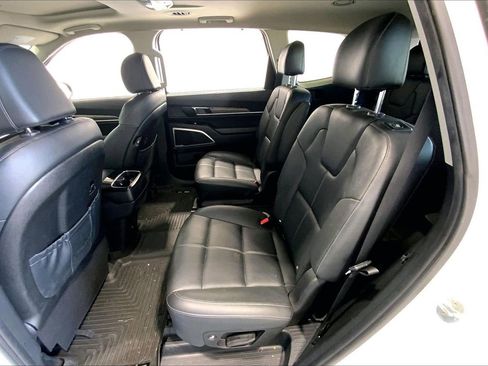 Used 2022 Kia Telluride EX w/ EX Premium Package AWD/4WD image 24