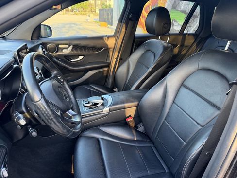 Used 2017 Mercedes-Benz GLC 300 image 23