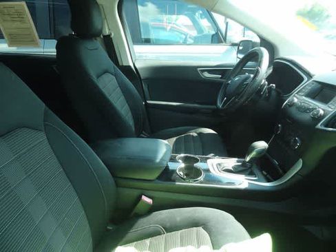 Used 2018 Ford Edge SEL AWD/4WD image 6