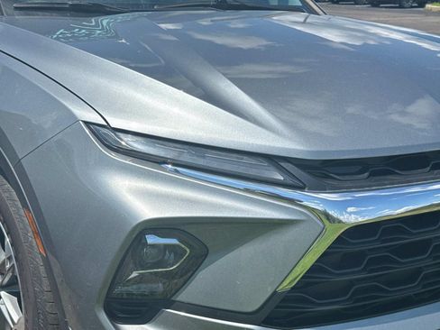 Used 2023 Chevrolet Blazer LT w/ Convenience Package AWD/4WD image 3