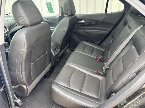 Used 2021 Chevrolet Equinox Premier AWD/4WD image 11