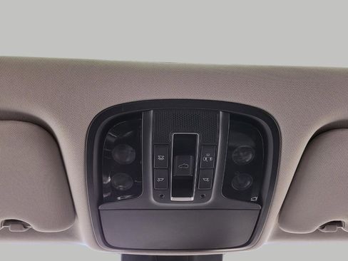 Used 2019 Kia Sorento EX image 19