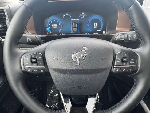 Used 2025 Ford Bronco Sport Outer Banks w/ Outer Banks Tech Package+ image 16