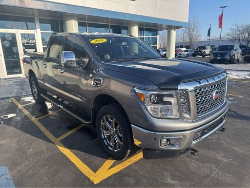 Used 2019 Nissan Titan SL w/ Chrome Package AWD/4WD image 1