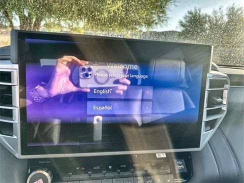 New 2025 Toyota Tundra Platinum image 20