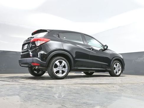 Used 2021 Honda HR-V LX image 48