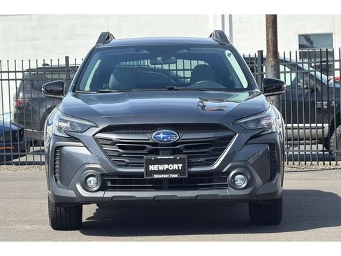 Used 2023 Subaru Outback Premium AWD/4WD image 10