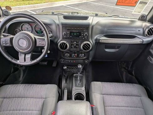 Used 2012 Jeep Wrangler Unlimited Sport image 14