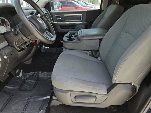 Used 2014 RAM 1500 Express RWD image 11