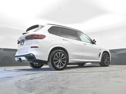 Used 2022 BMW X5 xDrive45e w/ M Sport Package AWD/4WD image 57