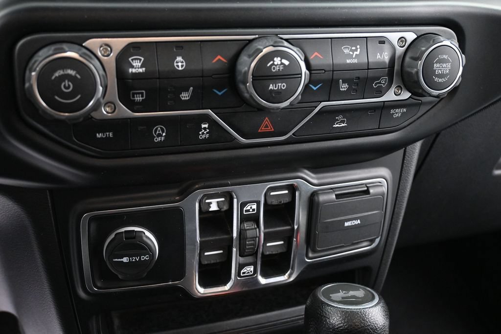 Used 2022 Jeep Wrangler Unlimited Sport AWD/4WD image 11