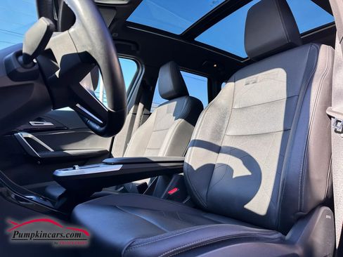 Used 2023 BMW X1 xDrive28i w/ Premium Package image 6