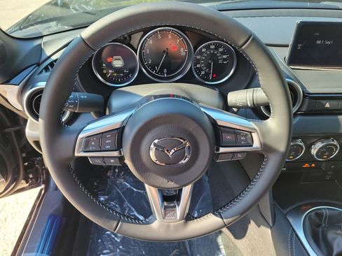New 2026 MAZDA MX-5 Miata RF Grand Touring RWD image 22