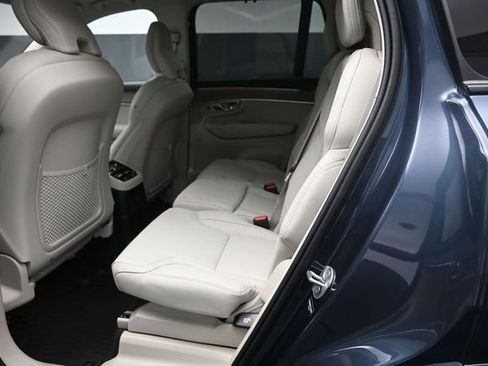 New 2026 Volvo XC90 T8 Ultra w/ Protection Package Premier AWD/4WD image 21