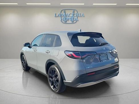 Used 2024 Honda HR-V Sport image 3