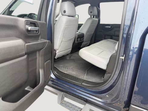 Used 2022 Chevrolet Silverado 3500 LT w/ Convenience Package AWD/4WD image 18