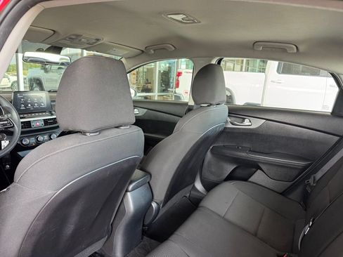 Used 2020 Kia Forte LXS FWD image 19