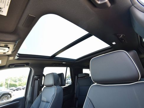 New 2026 Chevrolet Tahoe Premier image 11