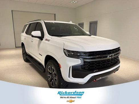 Used 2022 Chevrolet Tahoe Z71 w/ Luxury Package AWD/4WD image 1