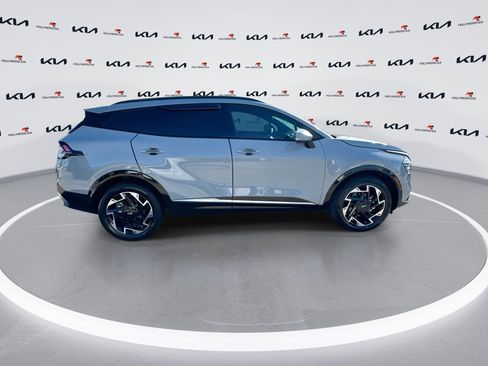 Certified 2023 Kia Sportage SX image 9