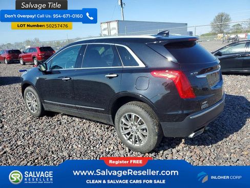 Used 2018 Cadillac XT5 Luxury w/ Driver Awareness Package AWD/4WD image 3
