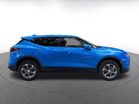 Used 2026 Chevrolet Blazer LT FWD image 11