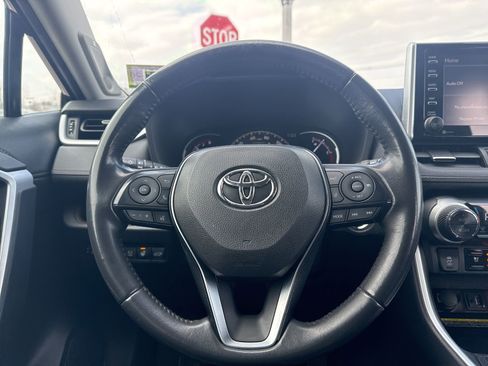 Used 2019 Toyota RAV4 Limited w/ Advanced Technology Package image 15