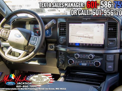 New 2026 Ford F250 Lariat w/ Black Appearance Package image 37