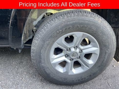Used 2020 Toyota 4Runner SR5 RWD image 3