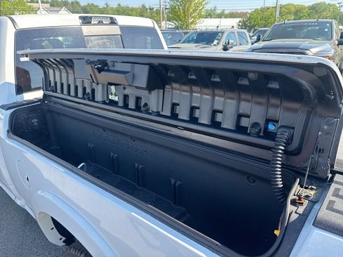 New 2026 RAM 2500 Limited AWD/4WD image 30