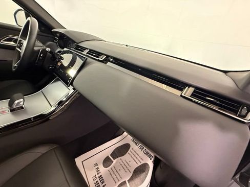 Used 2025 Land Rover Range Rover Velar S AWD/4WD image 46