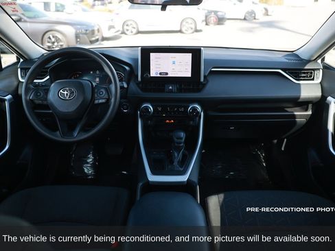 Used 2023 Toyota RAV4 XLE image 22