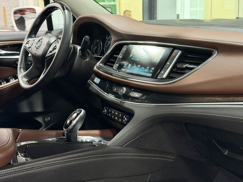 Certified 2018 Buick Enclave Avenir w/ Avenir Technology Package AWD/4WD image 8