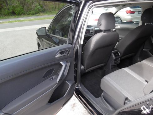 Used 2019 Volkswagen Tiguan S AWD/4WD image 15