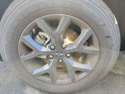 Used 2025 Toyota RAV4 LE FWD image 6