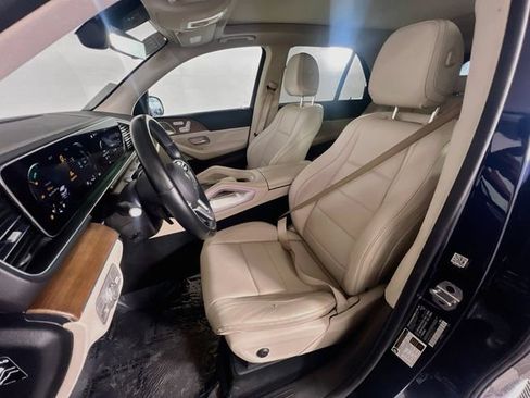 Used 2022 Mercedes-Benz GLE 350 w/ Premium Package image 10