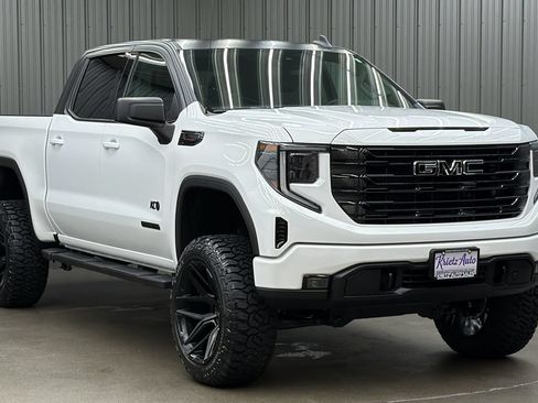 Used 2026 GMC Sierra 1500 Elevation AWD/4WD image 7